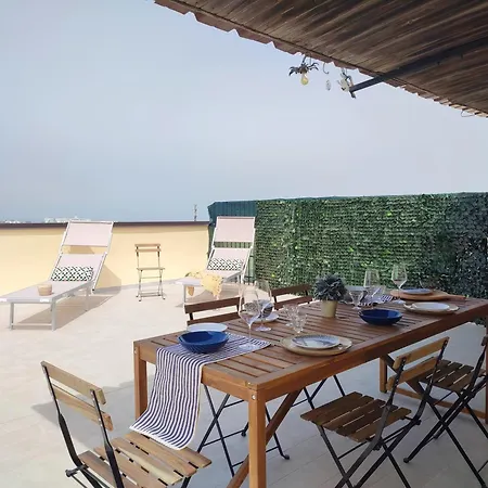 Attico Carducci Con Terrazza Panoramica Mozzafiato Appartement